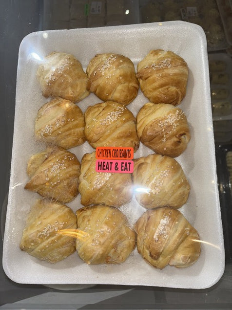CHICKEN CROISANTS